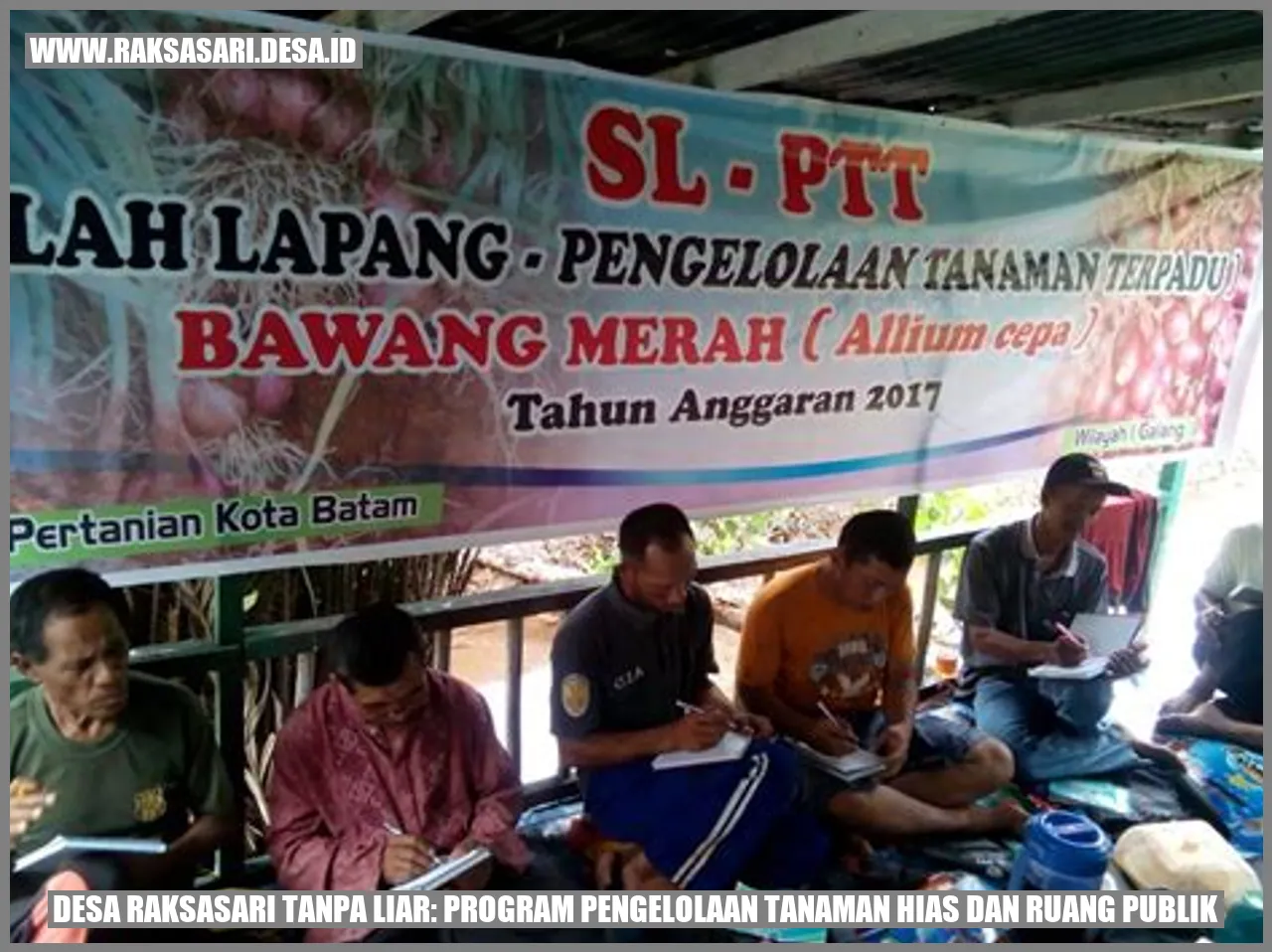 Desa Raksasari Tanpa Liar: Program Pengelolaan Tanaman Hias dan Ruang Publik